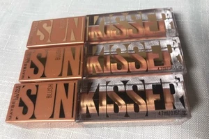 Paquete de 3 rubores y bronceadores líquidos multiusos Maybelline Sunkisser 03 Sol Search Glow - Imagen 1 de 4