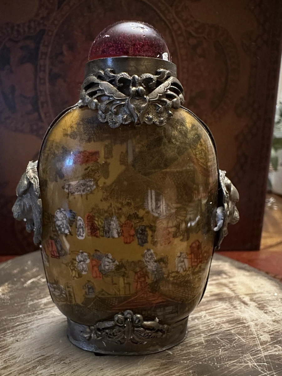 中国古美術・旧蔵收・玳瑁製の鼻煙壺・案頭・置物・文房具・根付