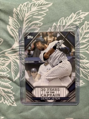2020 Topps Update Series - 20 Years of the Captain Derek Jeter #YOC-11 - Image 1 of 2