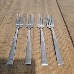 Heritage Mint Ltd. BENTLEY Glossy Stainless Flatware -- Set of 4 Salad Forks - Picture 1 of 3