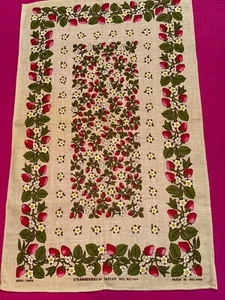 Torchon vintage mais neuf, pur lin irlandais Fraises 75 cm x 47 cm - Picture 1 of 5