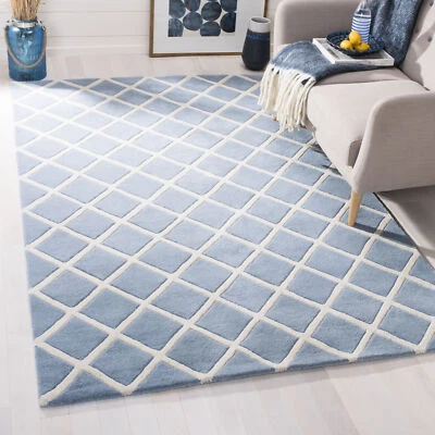 Safavieh Chatham BLUE / IVORY 8' X 10' Area Rug - CHT718B-8 - Image 1 of 2