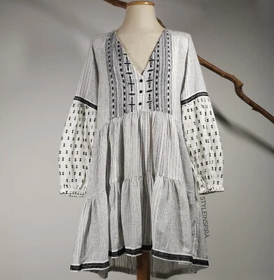 ZARA 🤍 KLEID MINIKLEID BOHOKLEID STUFFENROCK STICKEREI BESTICKT  BAUMWOLLE  - Bild 1 von 4