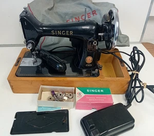Vintage Singer 99K Electric Portable Sewing Machine w/ Case & Accessories - Picture 1 of 7
