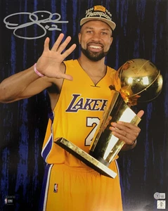5X NBA CHAMPION DEREK FISHER LAKERS SIGNED 16X20 PHOTO BECKETT WITNESS - Picture 1 of 3