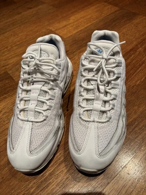 Nike Air Max 95, Gr 42,5 (EU)/9 (US Men), White/Photo-Blue-Photondust - Bild 1 von 4