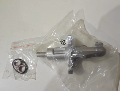 Brake Master Cylinder Fits Audi/Seat/Skoda/VW OE-1K2614019B   ATE 24.2122.1981.3 - Image 1 of 4