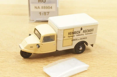 HO 1:87 NPE NA 88904 Triciclo Goliath GD 750 Furgone "Heinrich Aschoff" Beige - Immagine 1 di 4