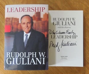 Former New York City Mayor RUDY GIULIANI  signed LEADERSHIP 2002 Book INS - Picture 1 of 3