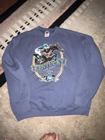 1998 KENTUCKY DERBY SWEATSHIRT CREWNECK SIZE LARGE HORSE RACING Cover