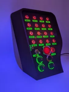 PC USB Button Box 3D gedruckt 31 Funktionen hintergrundbeleuchtet rot + Aufkleber für Simracing - Bild 1 von 3
