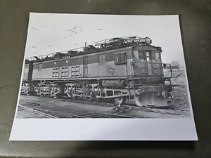 Milwaukee Road Boxcab E47A Othello WA (8x10 B&W)(Used) - Picture 1 of 3