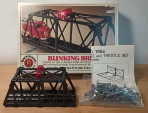 Bachmann N Scale Blinking Bridge 56-1221 N scale train - Picture 1 of 1