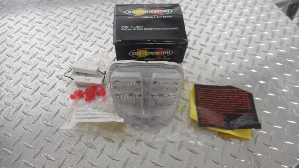 06-07 Luz trasera integrada Suzuki GSX-R600 GSX-R750 CTL-0096-IT Foto 1 de 4
