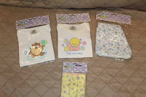 NEW Lot VINTAGE Baby Looney Tunes Lovables TWEETY BIRD T-Shirt Shorts+ 3-9 month - Picture 1 of 15