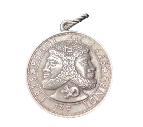 Ciondolo pendente vintage moneta Fendi Giano 1925 Fendi