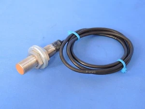 Interruptor de proximidad inductivo IFM Efector IF5959 IFK3002-BPKG con cable de 32" - Imagen 1 de 3
