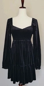 Crystal Sky Schwarz Samt Mini Stufen Kleid Gr. S Whimsigoth Witchy Goth Vamp Neu - Bild 1 von 11