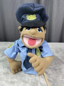 Marioneta de policía Melissa & Doug con varilla de madera desmontable para gestos animados - Imagen 1 de 9