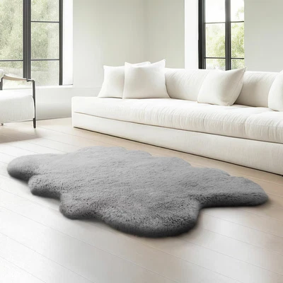 Mon Chateau Faux Fur Quad Rug in 3 Colours, 180 X 100 Cm - Image 1 of 4