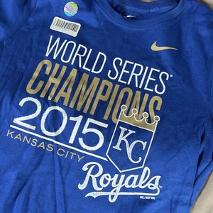 Nike Kansas City Royals T Shirt World Series Champs 2015 Women’s Medium NWT - Picture 1 of 6
