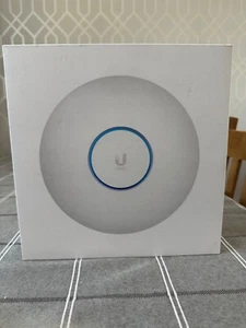 Ubiquiti UniFi 6 Long-Range U6-LR WiFi 6 PoE+ Access Point - Afbeelding 1 van 3