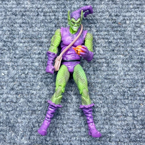 Marvel Universe Green Goblin 4" Action Figure Hasbro 2009 Spider Man Cover