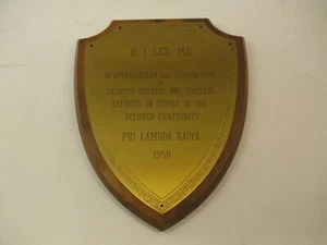 Vintage 1956 Phi Lambda Kappa Medical Fraternity Award Plaque Brass Wood - Picture 1 of 3