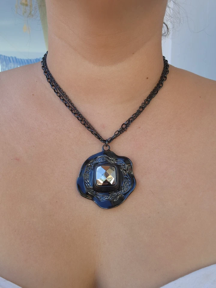  Big Faceted Diamond Cut Dark Pendant Multichains Necklace Chocker Witch - Image 1 of 4