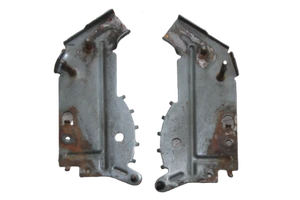 Pair of OEM Craftsman 21" Lawn Mower Rear Wheel Bracket Support - Picture 1 of 4