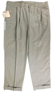 Lee Performance Khakis Men's Pleated Cuffed Pants Stain Resistant 42 x 30 NWT - Picture 1 of 8