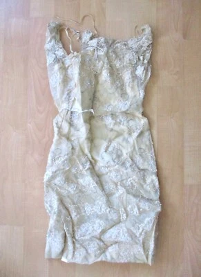 Hermoso Vestido Hot Mess De Colección Marfil Transparente Gasa Encaje Cinta Azul Flores Cuentas Foto 1 de 4