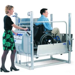 155cm MOBILE ROLLSTUHLLIFT für TREPPE PLATTFORMLIFT HUBLIFT TREPPENLIFT AUFZUG - Bild 1 von 14