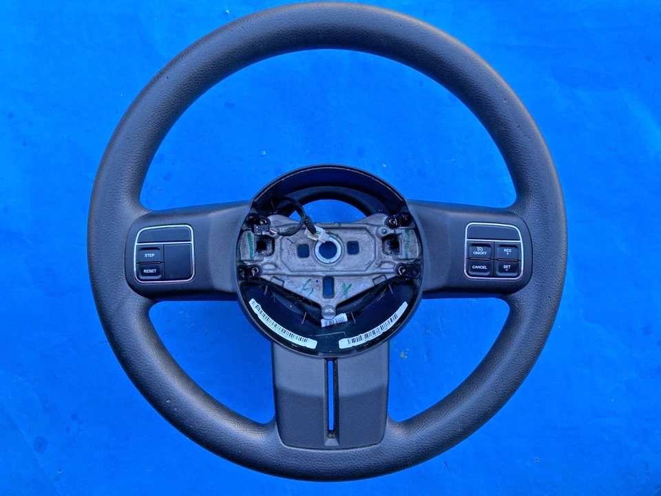 Volante Jeep Patriot 2007-17 genuino con interruptor de control de crucero conjunto OEM Foto 1 de 4