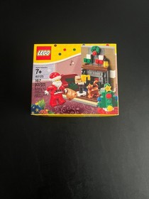 LEGO Holiday SANTA'S VISIT Set # 40125 living room SANTA stocking  - New Sealed
