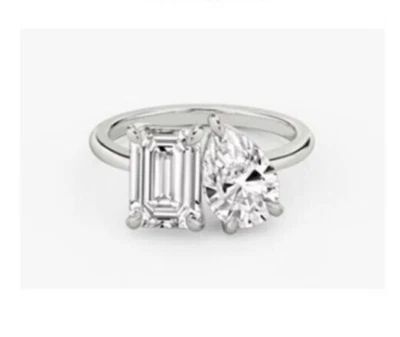 2 carat E VVS Emerald cut and Pear Diamond lab grown 18k Gold Ring IGI Certified - Image 1 of 4