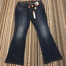 NWT Arizona Jean Co Curvy Boot Size 16 Junior Womens Natural Fade
