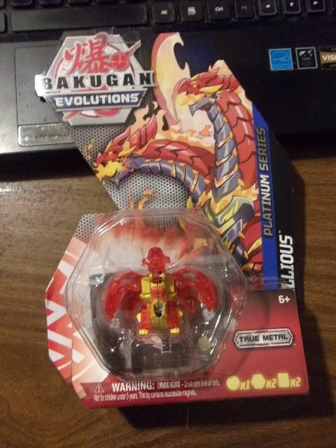 Bakugan Evolutions 2022 Platinum Series Die-cast Aurelus (Gold) Dragonoid