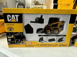 Norscot Cat 226 caricatore sterzo slittino 1:32 - Imagen 1 de 2