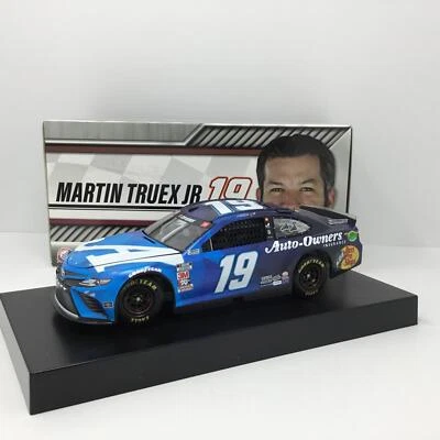 Seguro de propietarios de automóviles Martin Truex Jr. 2020 diecast 1:24 Foto 1 de 4