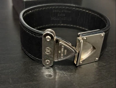 Autentico bracciale Louis Vuitton Koala Bangle M85035 pelle nera argento 7,5 ... - Immagine 1 di 4
