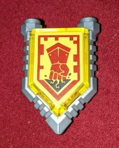 Lego Ultimate Axl 70330 Yellow Fist Smash Power Shield Nexo Knights Minifigure - Picture 1 of 2