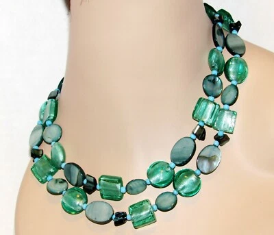 "Nuevo collar de vidrio y concha de madreperla AQUA de 33"" de largo con extensor de 3""" Foto 1 de 4