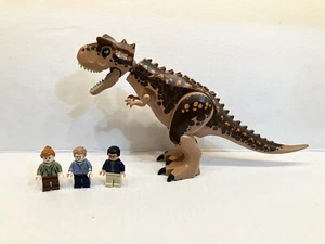 Lego Carnotaurus Dinosaur w Figures from Jurassic World 75929 Gyrosphere Escape - Picture 1 of 9