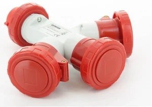 MOLTIPLICATORE IP67 SPINA 16A 3 PRESE 3P+T 400V 50/60HZ 6H GEWISS GW64027 - Foto 1 di 1