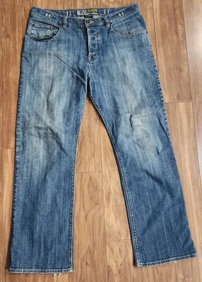 Matix Triumph Jeans Men's Sz 33 Relaxed Fit Skrilla Stretch Med Wash Button Fly  - Image 1 of 4