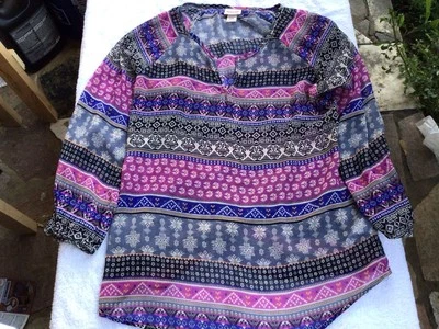 Блузка Mossimo Supply Co. прозрачная с v-образным вырезом богемный принт красивая! - Изображение 1 из 3