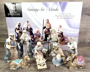 Royal Doulton 2005 Christmas Nativity 10 PCS Hand Painted Fine Porcelain In Box - Picture 1 of 14