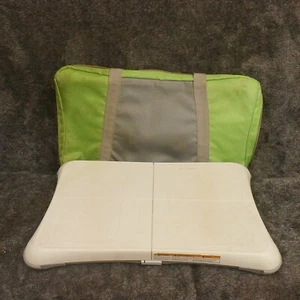Nintendo Wii Balance Board RVL-021 White Accessory With Bag Tested Works - Picture 1 of 12