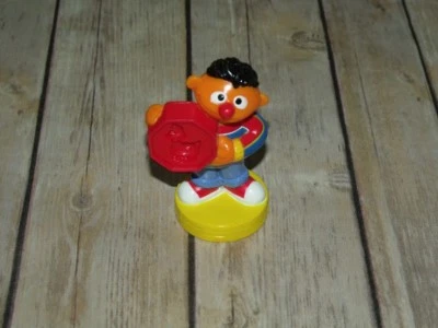 Molde de prensa estampador de galletas Ernie Playdoh de Plaza Sésamo RARO Foto 1 de 3
